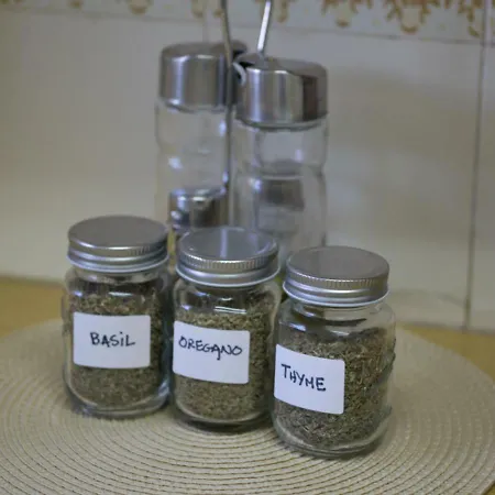 Sunny Family By The 度假居 利马索尔