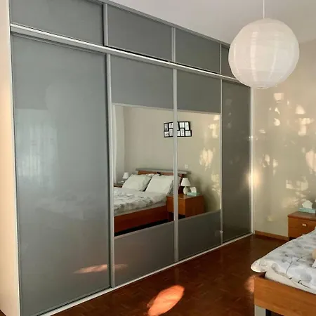 Sunny Family By The Nyaraló