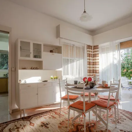 Sunny Family By The Limassol