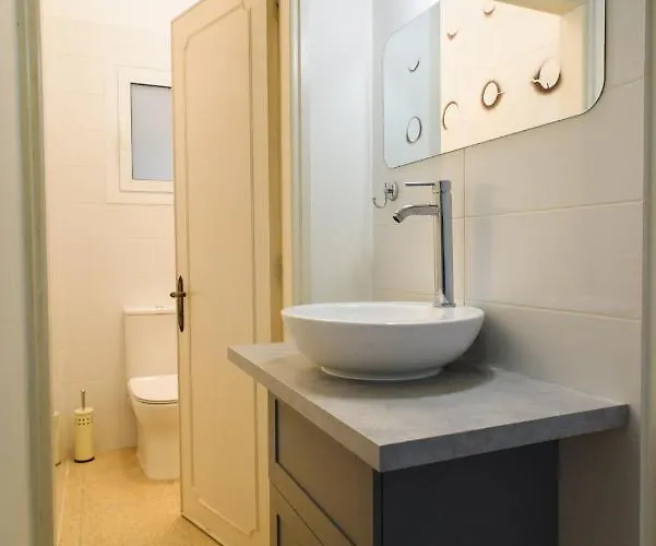 Sunny Family By The *