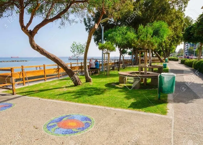 Sunny Family By The Сasa de vacaciones *